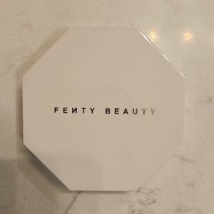 Fenty Beauty Octagonal White Compact